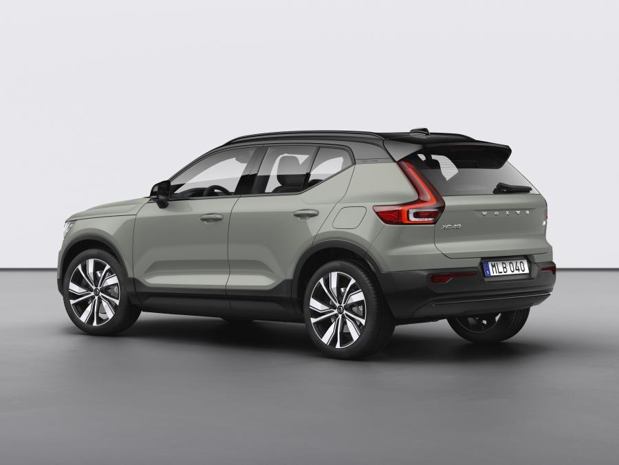  Volvo XC40 Recharge P8 AWD 2019 года  (WW) (фото 8 из 34)